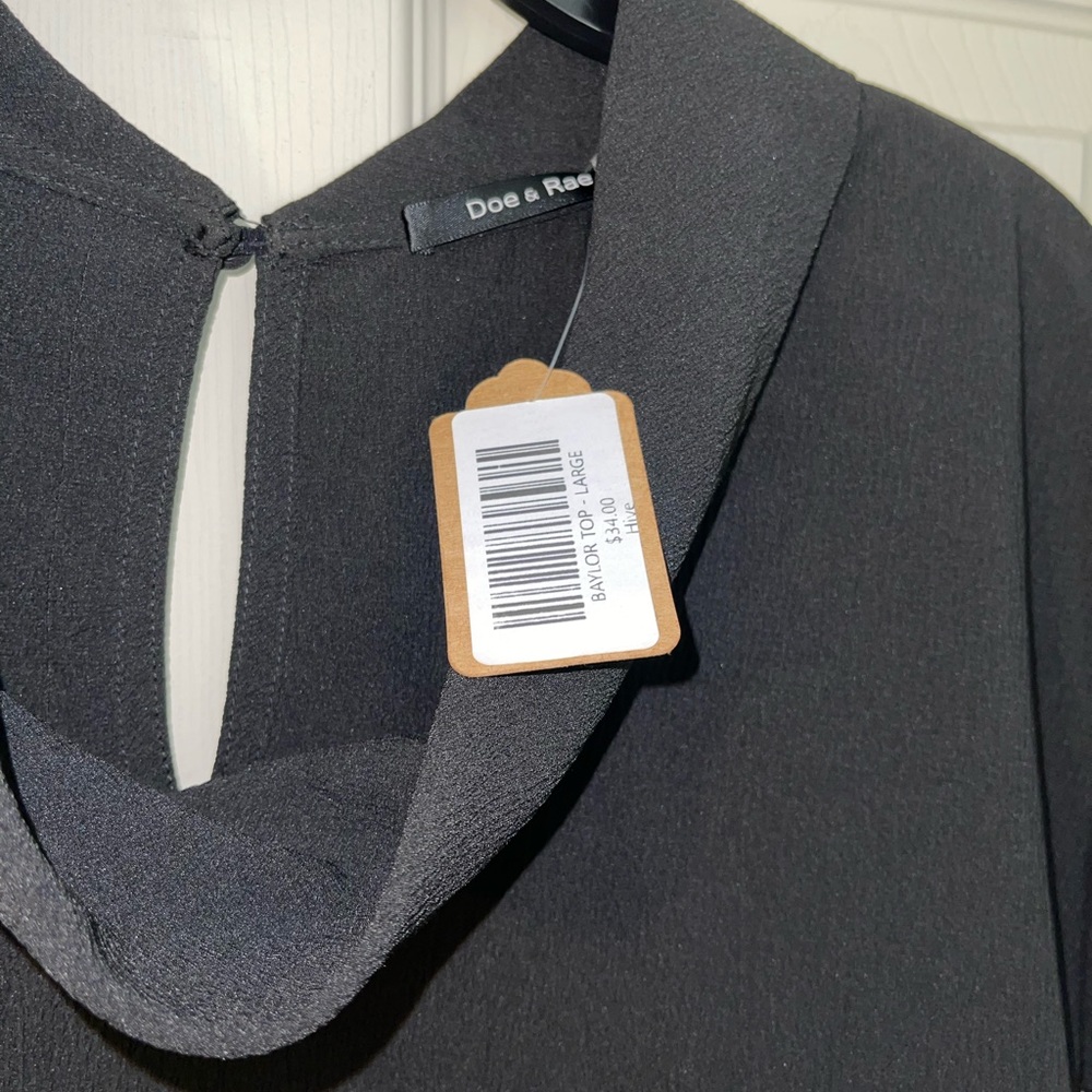 Doe and Rae - Picture 2 of 4